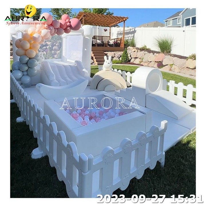 Дешевый Custom Indoor White Soft Play Оборудование для мягкой игры с надувным отскочным домом